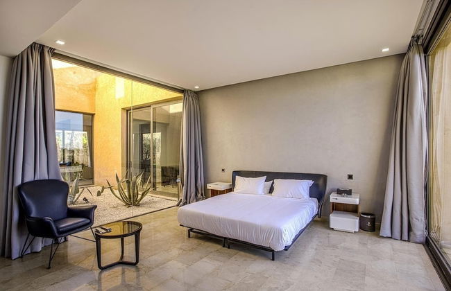 Villa Amara Oliver Palm Resort - Photo 9