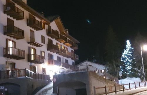 Trilocale BELVEDERE Alloggio ad uso turistico - VDA - LA THUILE - CIR 0068 - Foto 9