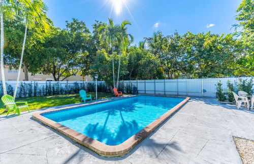 Renovated Apts with Kitchen, Fast WiFi, Smart TV, Roku & Pool Onsite 4 mi to Surfside Beach - Foto 57