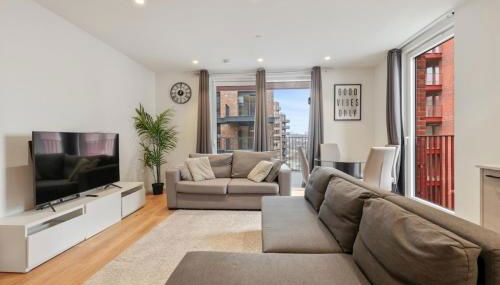 Excel Riverside 2 Bed - Photo 2