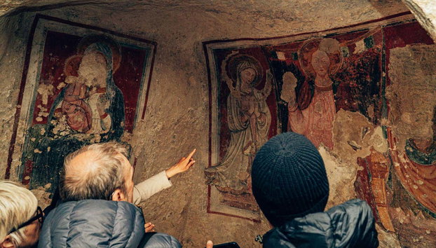 Rupestrian Churches Matera Park Tour - Foto 4, Frescoes in the Park of Rock Churches