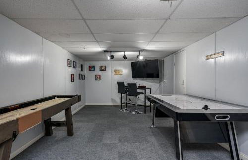 All Decked Out - Secluded getaway near beach access - Foto 47