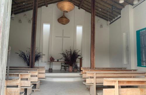 Charmoso bangalô balinês pé na areia Outeiro das Brisas - Foto 39