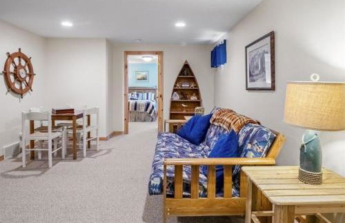 Sleepy Moose - New! Log Cabin in Sister Bay, Dogs and Near Beach - Foto 13