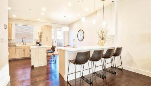 Beautiful 3 Bedroom Townhouse in Old Town North, Brewery District - Foto 3