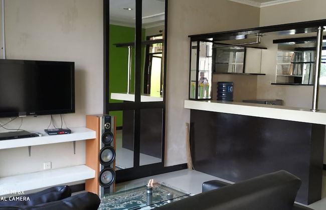 Villa Wahyu 3 Bedroom - Photo 6