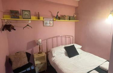 Quirky mid century themed holiday home - Photo 26