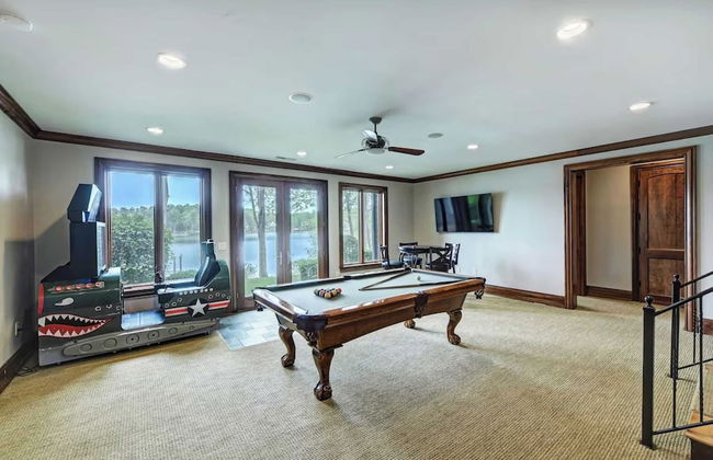 Lakefront, Private Dock+beach, Game Room Sunset Shores Resort: The Grand House - Foto 22