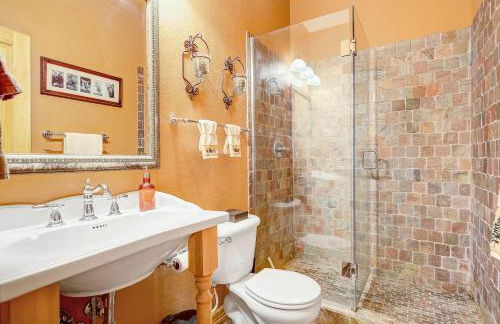 Secluded & Spacious Mountain Getaway - Foto 45