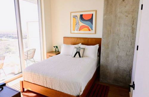 Luxury 1BR with Views, Rooftop Pool and Walk To Rainey St. - Foto 18