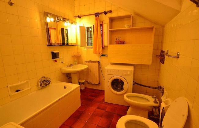 Holiday Home With Shared Pool - Photo 18