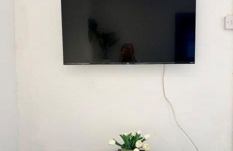 Treforest Apartment 2 Bedrooms - Next Station- Free Parking - Foto 14