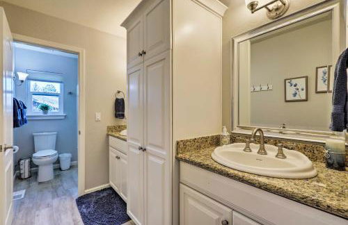 Upscale Flagstaff Home with Hot Tub and Mountain Views - Photo 17