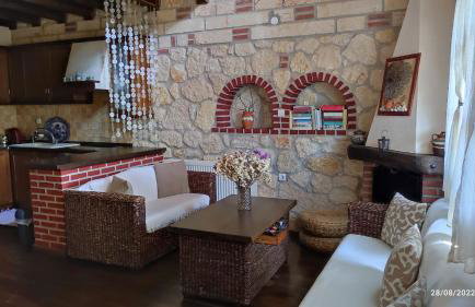 Artemis Stone House - Photo 14