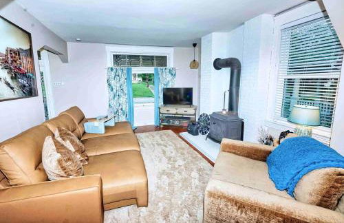 Nell's Place - Photo 16