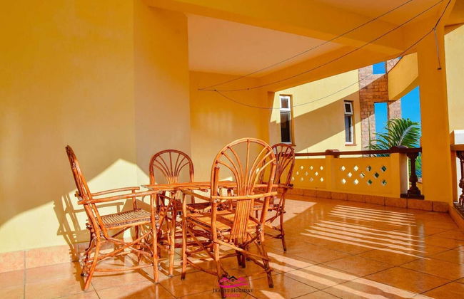 Cool Breeze Beachfront Apartments - Foto 14