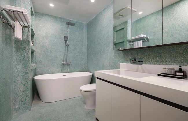 MoonLight Tay Ho - Photo 17