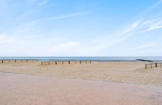 Apartment in St-idesbald Near the Sea - Photo 36