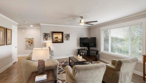 HoneyHomes Spectacular View Home with Amenities - Foto 5