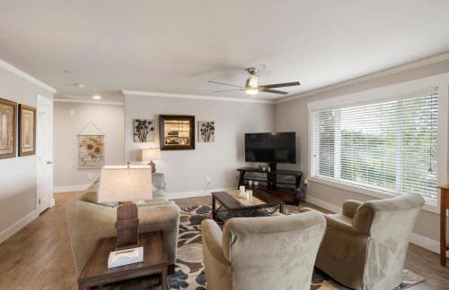 HoneyHomes Spectacular View Home with Amenities - Foto 5