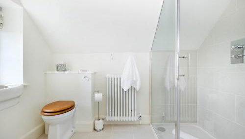 Beautiful Cotswold Farmhouse with Hot tub - Foto 4