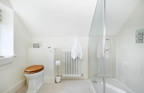 Beautiful Cotswold Farmhouse with Hot tub - Foto 4