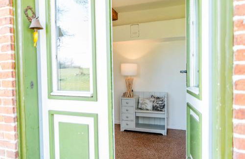 Ferienwohnung Teve - ebenerdig unter Reet & hyggelig mit Kamin - Foto 6