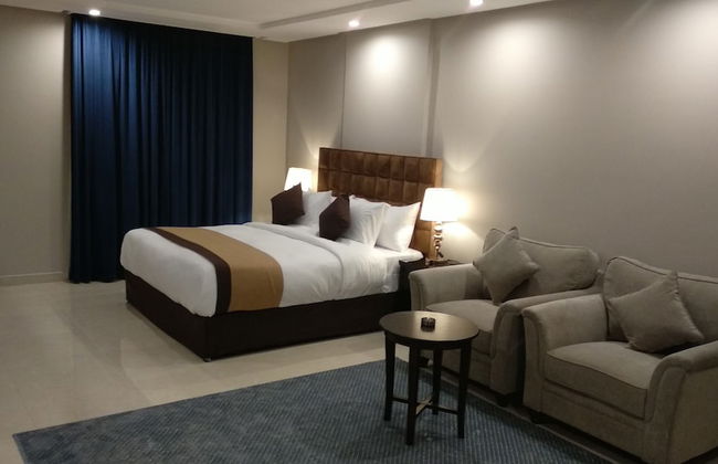 Yan Apartments Hotel - Photo 8