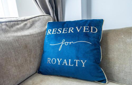 5 Bedroom Family & Contractor House in Nuthall, Nottingham - Sleeps 9 - By CircleWay Homes - Foto 7