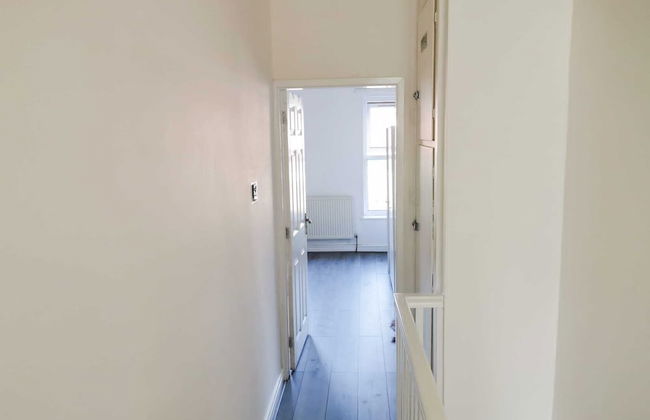 Charming 4-bed House in Manchester - Foto 6