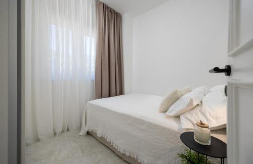 Luxury Villa Lovric with private heated pool, Jacuzzi, Sauna and private tavern - Foto 98