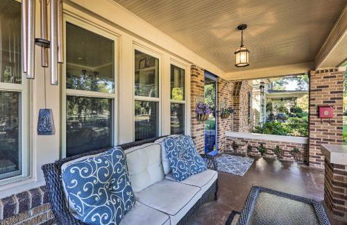 Walk to Midwestern State Wichita Falls Cottage! - Foto 26