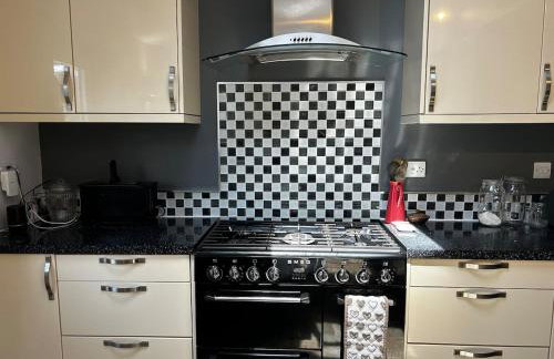 Park Road Retreat - free parking and pets welcome - Foto 12