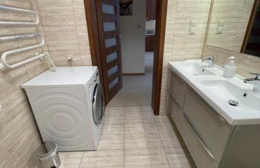 Klimatyzowany apartament przy plaży - 2 sypialnie, basen, garaż, Villa 4 Pory Roku - Foto 23