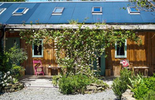 Naturesbase Lodge - Photo 3