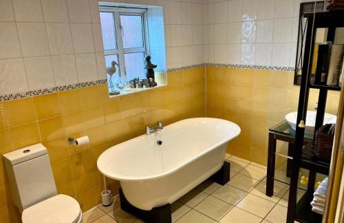 2 Bed Duplex Penthouse Apartment by Mathew Street Sleeps 6 - Foto 20