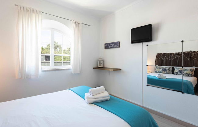 Sesimbra Stylish Villa by Homing - Photo 28