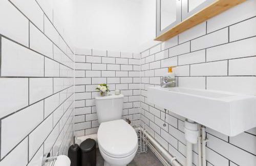 Spacious Lux Four-Bedroom Living - C London & Westminster - Photo 6