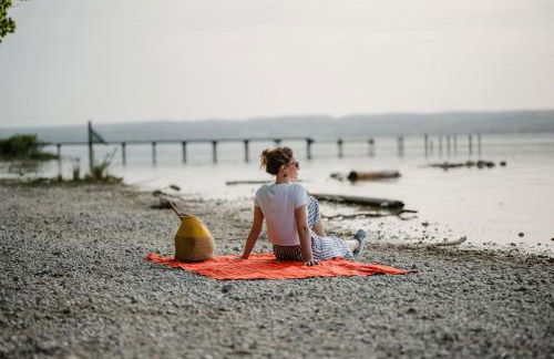 Lake house with sun terrace for 8 guests - Foto 18