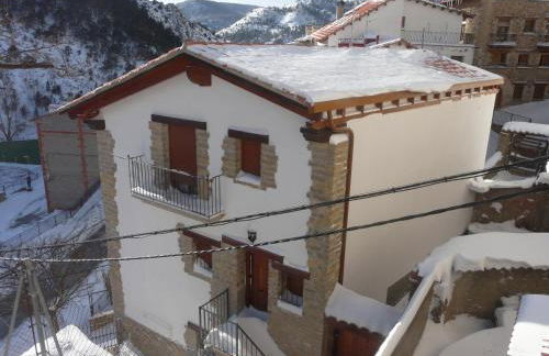 Apartamentos El Pajar Alcala de la Selva - Foto 3
