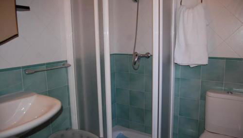 Gestiona2R - Casa Dos Carmenes, caminando a la playa, ideal familias - Foto 4, Shower