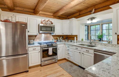 Along Big Wood River Hailey Family Cabin with Yard - Foto 4