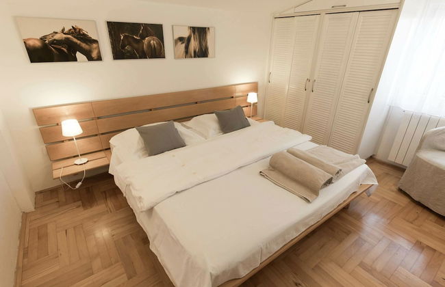 Pool Villa in Sibenik Near Lake - Photo 2