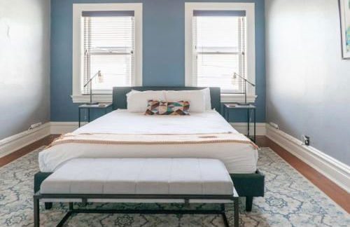 Posh 4 floor Soulard Family Home ABODEbucks - Foto 27