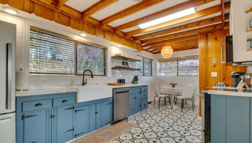 Henderson Cabin with Deck and Scenic Lake Views! - Foto 3