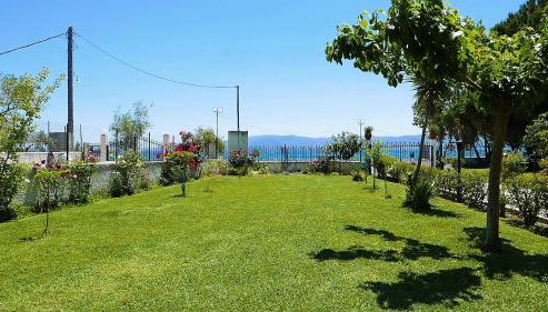 Amarynthos Beachfront Vacation House with garden - Foto 5