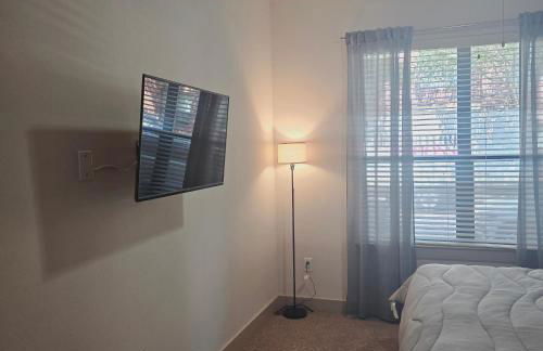 Midtown Downtown Breeze 7 miles from Rodeo - Foto 5