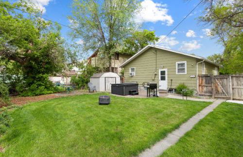 Bo's Big Green Charming Retreat Hot Tub Games - Foto 39