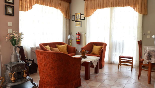 Coin salon dans le hall