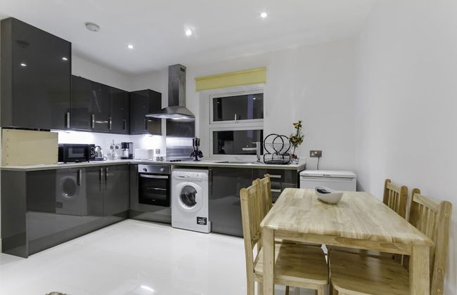 City Gate Serviced Apartments - Photo 19